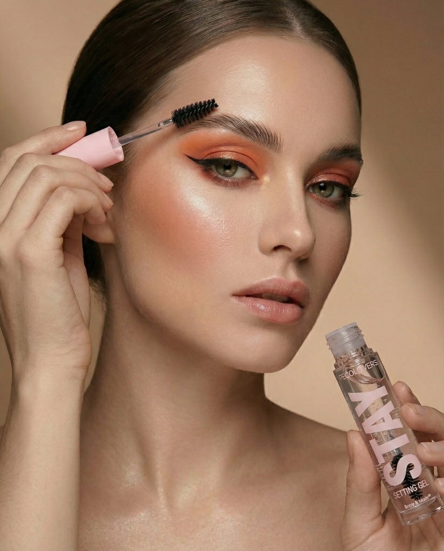 Gel fijador de cejas