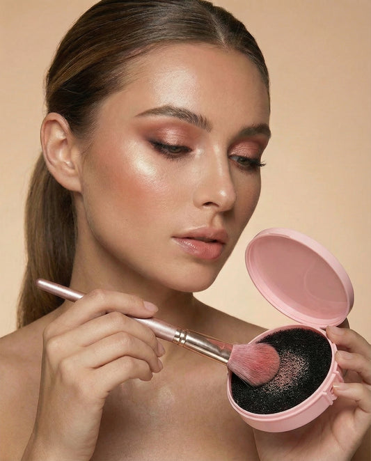 Caja limpiadora de brochas